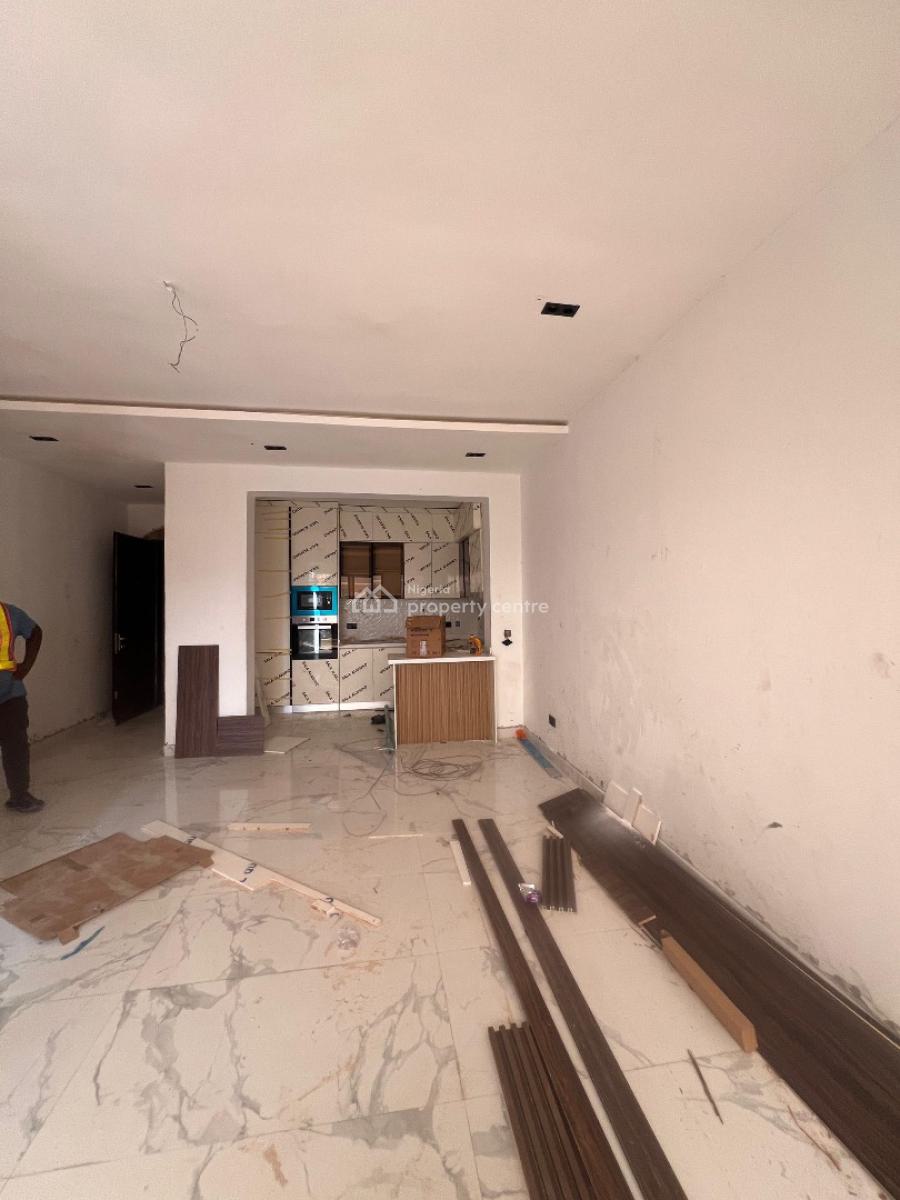 Newly Built 2 Bedroom with Elevator, Gym and Swimming Pool, Lekki Phase 1, Lekki, Lagos, Block of Flats for Sale