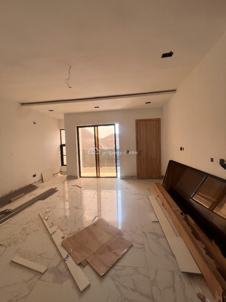 Newly Built 2 Bedroom with Elevator, Gym and Swimming Pool, Lekki Phase 1, Lekki, Lagos, Block of Flats for Sale