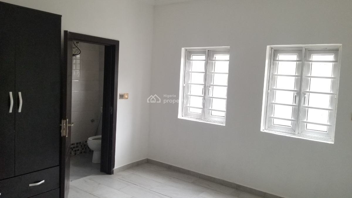 Serviced 3 Bedroom Flat, Ikeja Gra, Ikeja, Lagos, Flat / Apartment for Rent