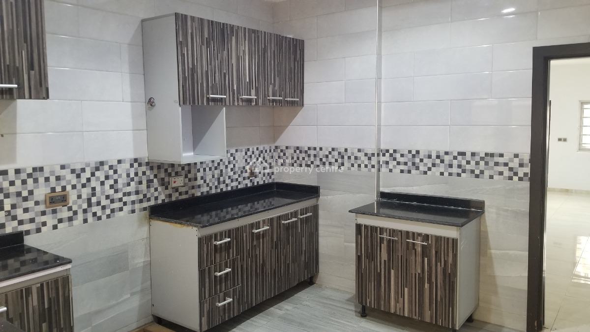 Serviced 3 Bedroom Flat, Ikeja Gra, Ikeja, Lagos, Flat / Apartment for Rent