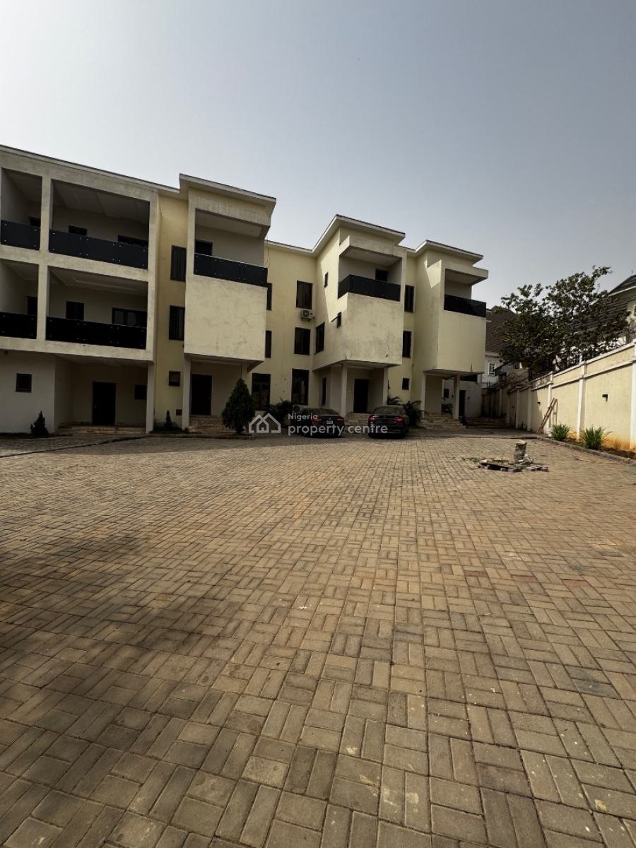 Newly Built Spacious 4 Bedrooms Terrace Duplex with Bq, Maitama District, Abuja, Terraced Duplex for Rent