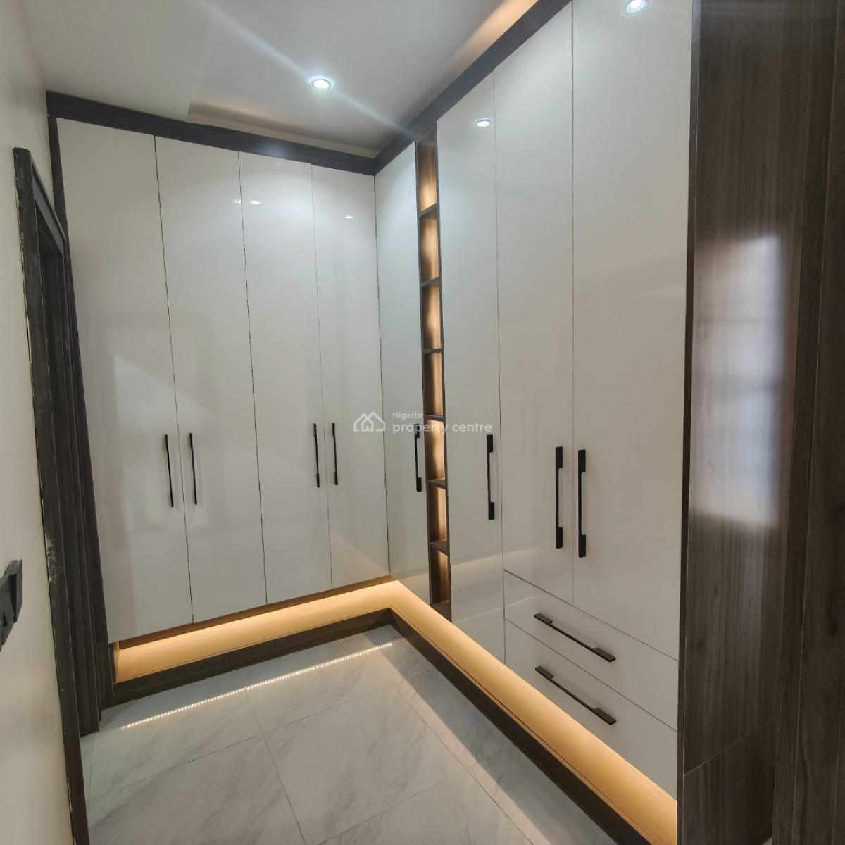 Newly Built 4 Bedroom Terrace Duplex, Naf Valley Estate Asokoro, Asokoro District, Abuja, House for Rent