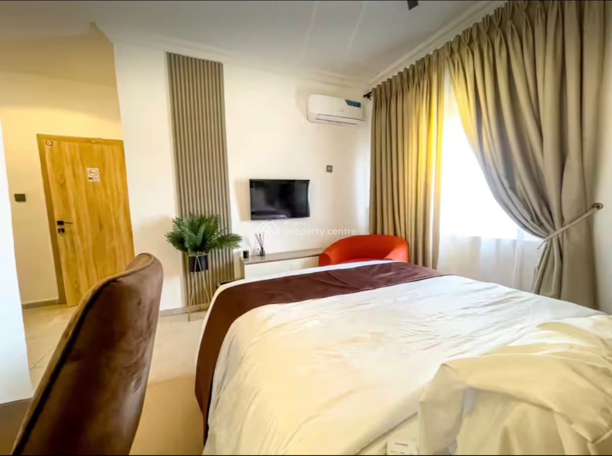 2 Bedroom Serviced Apartment, Prime Waters Gardens, Lekki Phase 1, Lekki, Lagos, Flat / Apartment for Rent