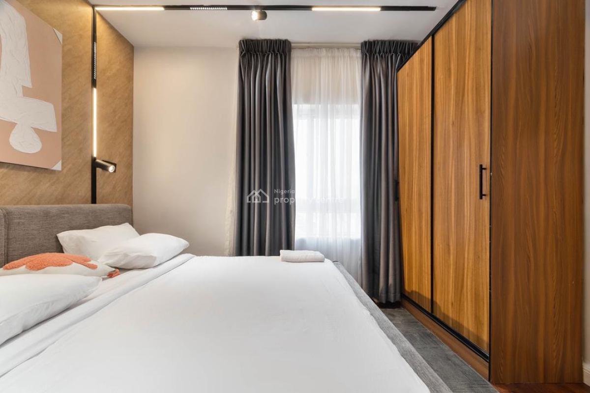 Brand New 2bedroom Apartment with Ps5, Maben Estate3 Chevron, Lekki, Lagos, Flat / Apartment Short Let