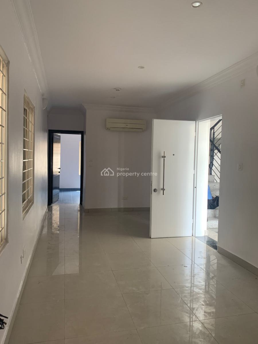 Service 1 Bedroom Flat, Oniru, Victoria Island (vi), Lagos, Flat / Apartment for Rent