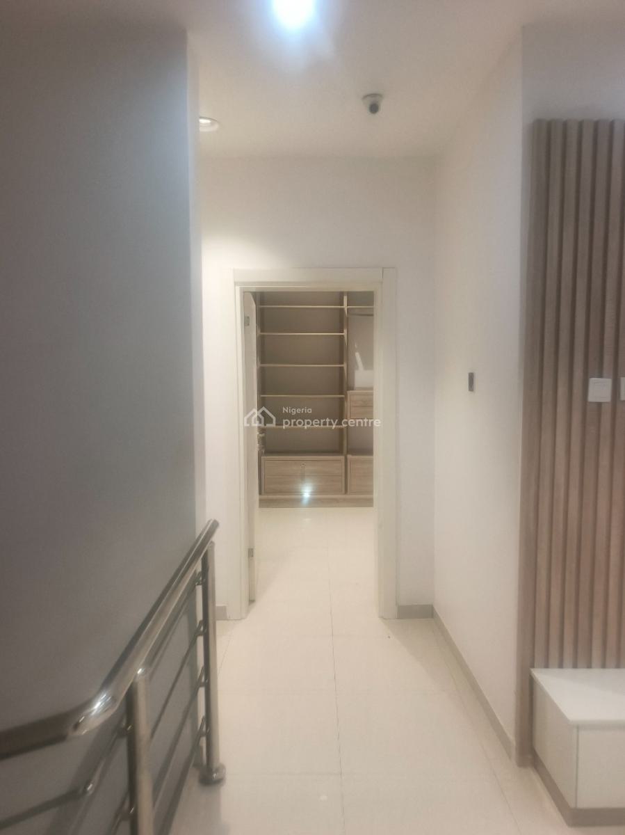 5 Bedrooms Fully Detached House with Bq, Megamond Estates, Lekki, Lagos, Detached Duplex for Sale