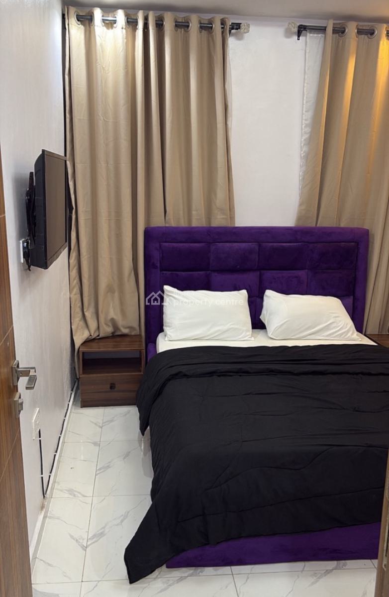 1 Bedroom Apartment, Iyana Ipaja, Ipaja, Lagos, Flat / Apartment Short Let