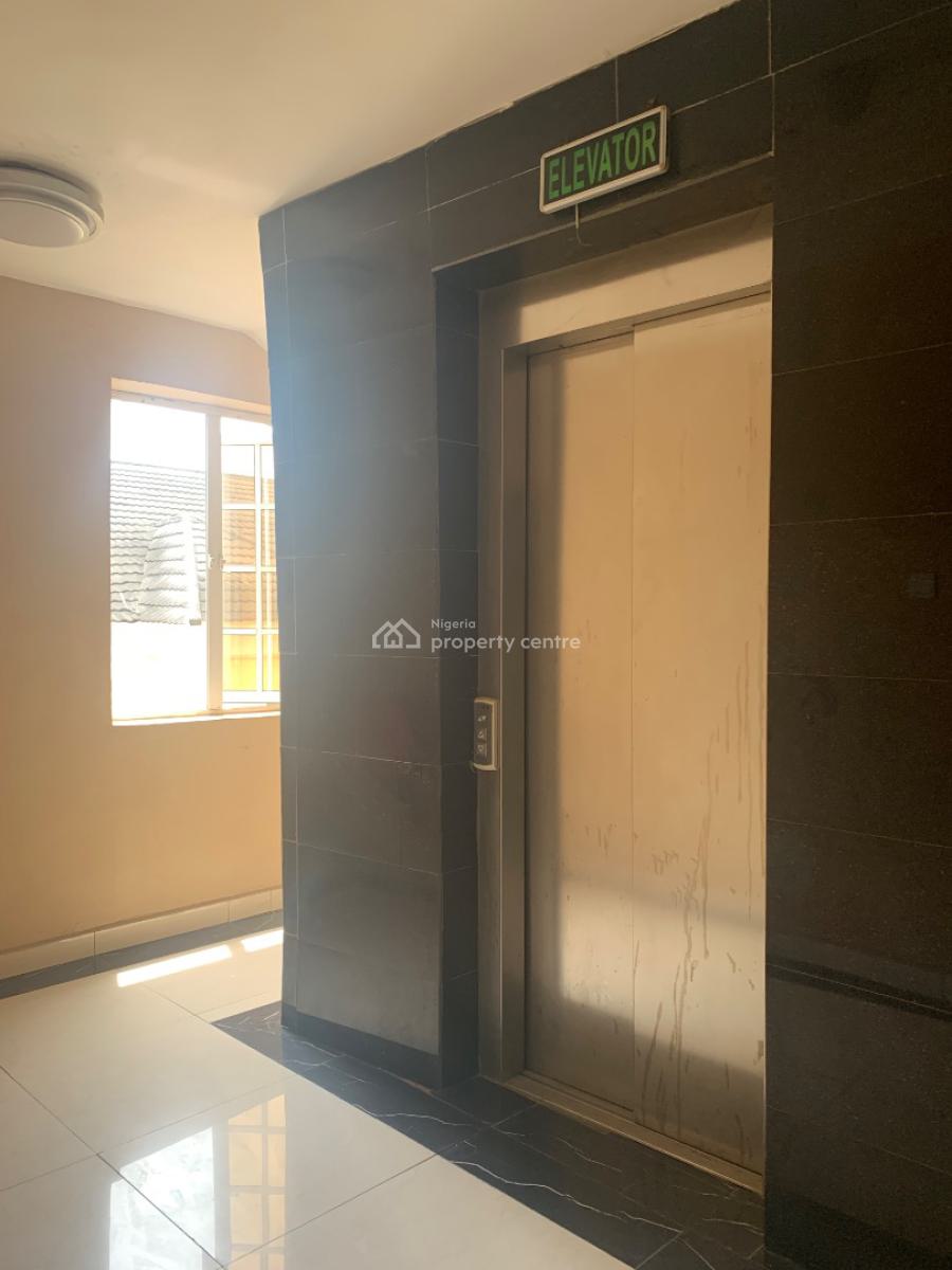 Service 3 Bedroom Flat with a Room Bq., Oniru Estate, Victoria Island (vi), Lagos, Flat / Apartment for Rent