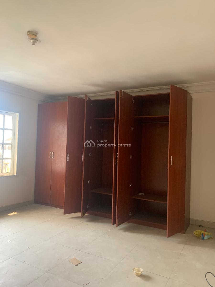 Service 3 Bedroom Flat with a Room Bq., Oniru Estate, Victoria Island (vi), Lagos, Flat / Apartment for Rent