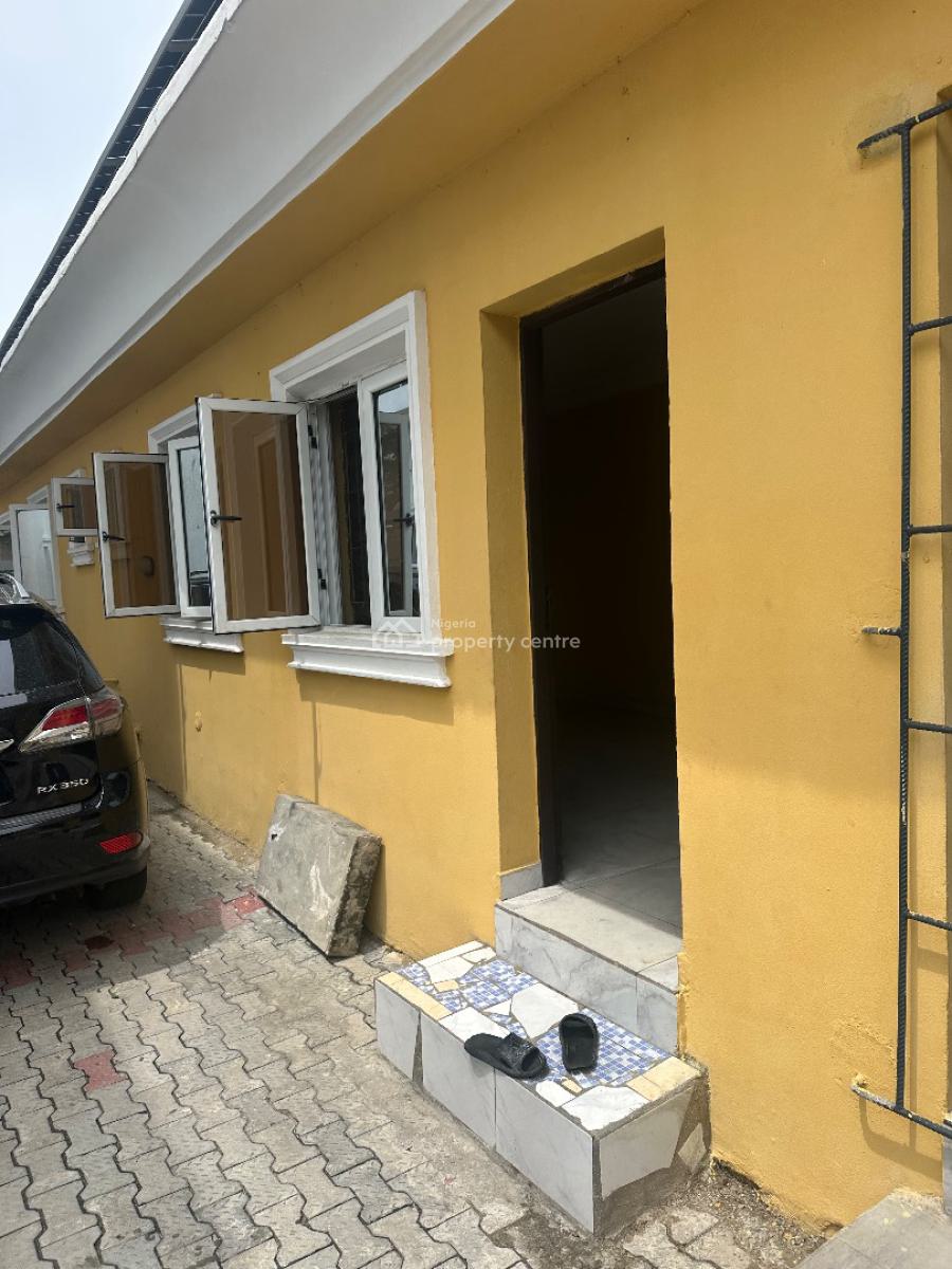 Studio Apartment, Chevron Drive, Chevy View Estate, Osapa, Lekki, Lagos, Self Contain (single Rooms) for Rent