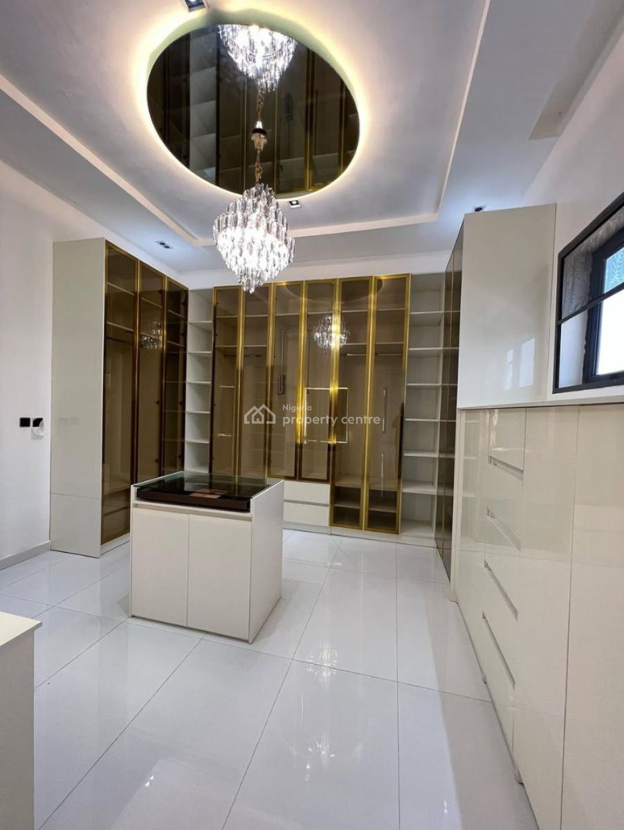 Luxurious 5 Bedroom Detached with 2 Bq in a Secure Estate, Pinnock Beach Estate, Lekki, Lagos, Detached Duplex for Sale