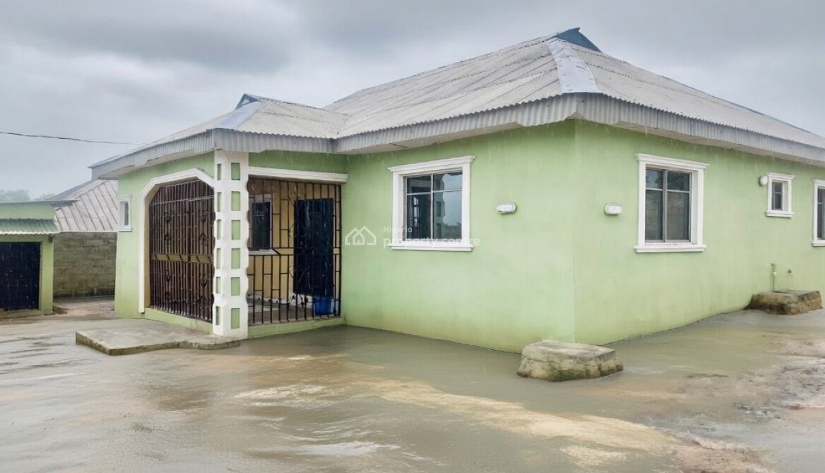 3 Bedroom Flat, Beside Olumondayo Palace, Ifo, Ogun, Flat / Apartment for Rent