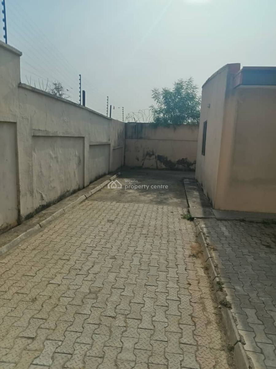 5 Bedroom Semi-detached Duplex with 2 Room Bq, Off Gana Street, Maitama District, Abuja, Semi-detached Duplex for Rent