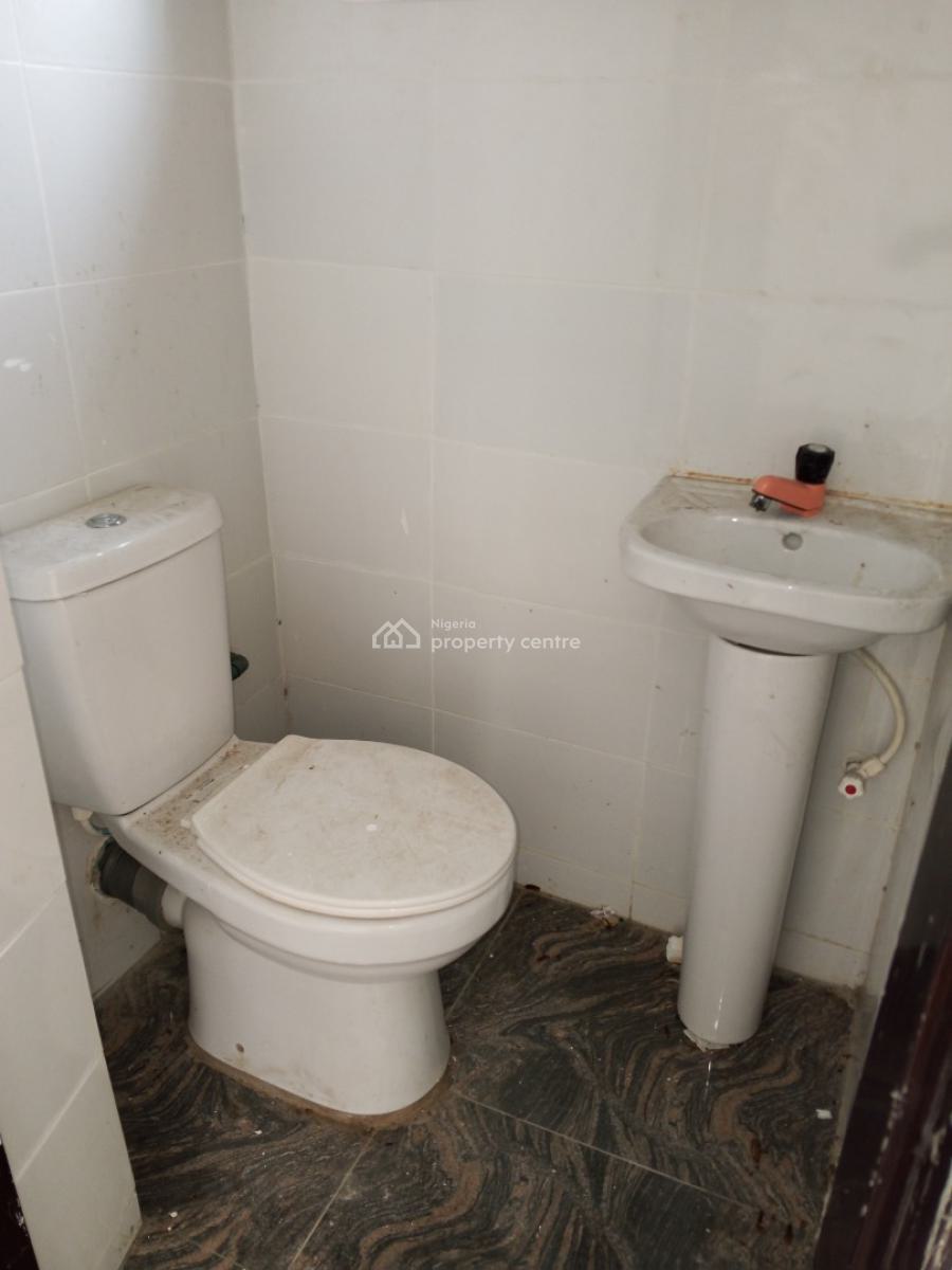 Well Maintained Room and Parlor, Destiny Homes Estate..., Abijo, Lekki, Lagos, Flat / Apartment for Rent
