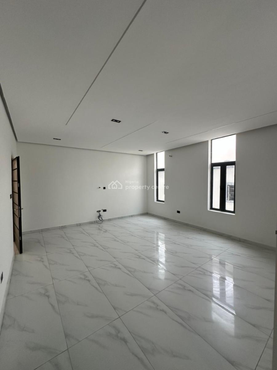 Very Spacious & Tastefully Finished 1 Bedroom Apartment, Ologolo, Lekki, Lagos, Flat / Apartment for Sale