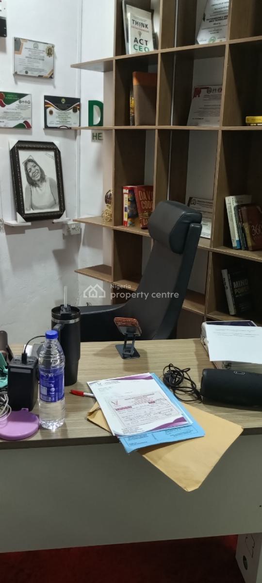 Commercial Office/shop Space for Long Lease, Pedro Road, Bariga, Shomolu, Lagos, Office Space for Rent