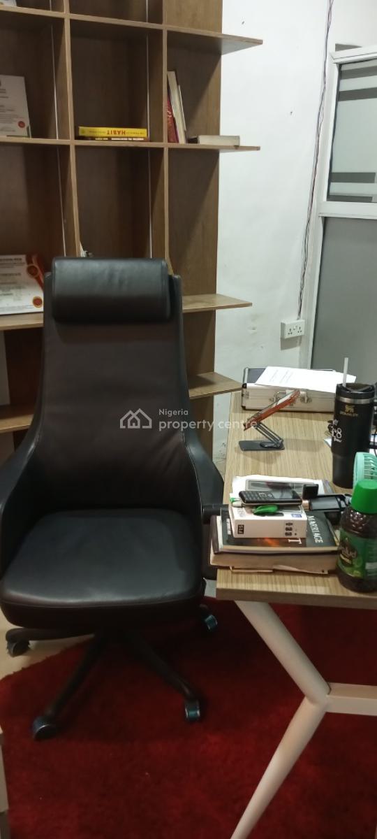 Commercial Office/shop Space for Long Lease, Pedro Road, Bariga, Shomolu, Lagos, Office Space for Rent