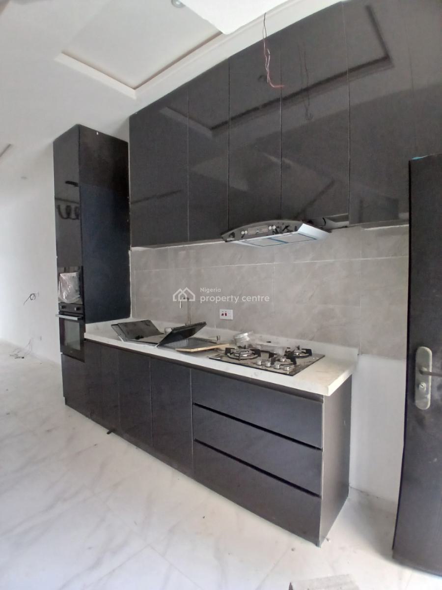 2, Lekki Phase 1, Lekki, Lagos, Terraced Duplex for Rent