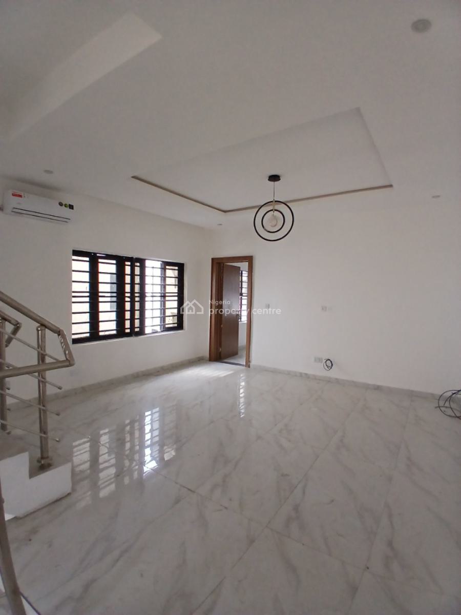 2, Lekki Phase 1, Lekki, Lagos, Terraced Duplex for Rent