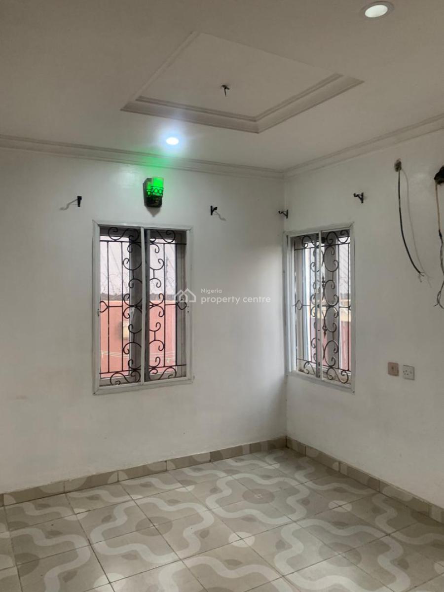 Well Maintained Nice Standard 2 Bedroom Flat, Sea Flow Estate, Oworonshoki, Kosofe, Lagos, Flat / Apartment for Rent