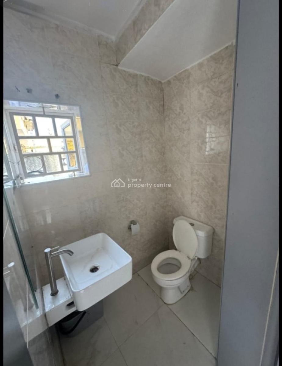 Lovely 1 Bedroom Apartment, Lekki Phase 1, Lekki, Lagos, Mini Flat (room and Parlour) for Rent