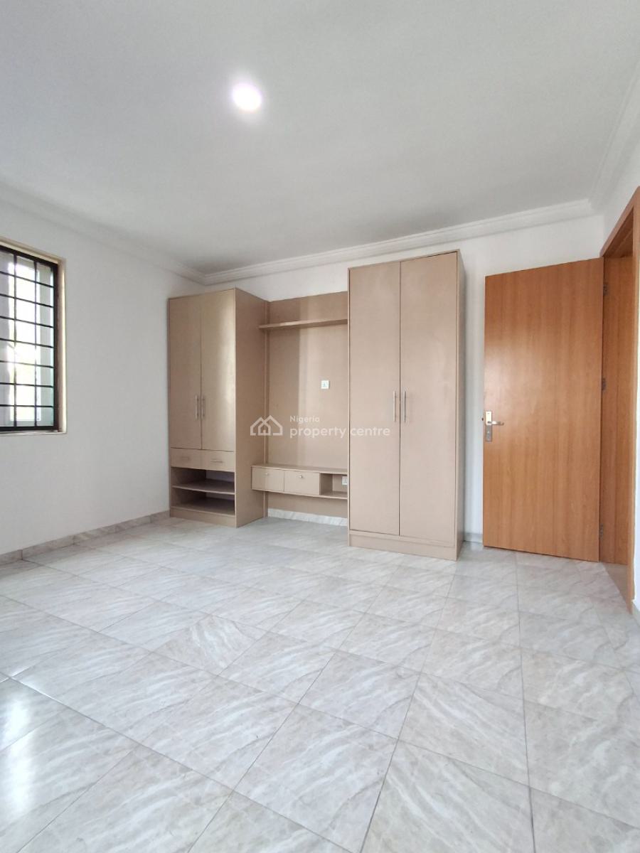 3 Bedroom Apartment with Spacious Rooms, Agungi, Lekki, Lagos, Block of Flats for Sale
