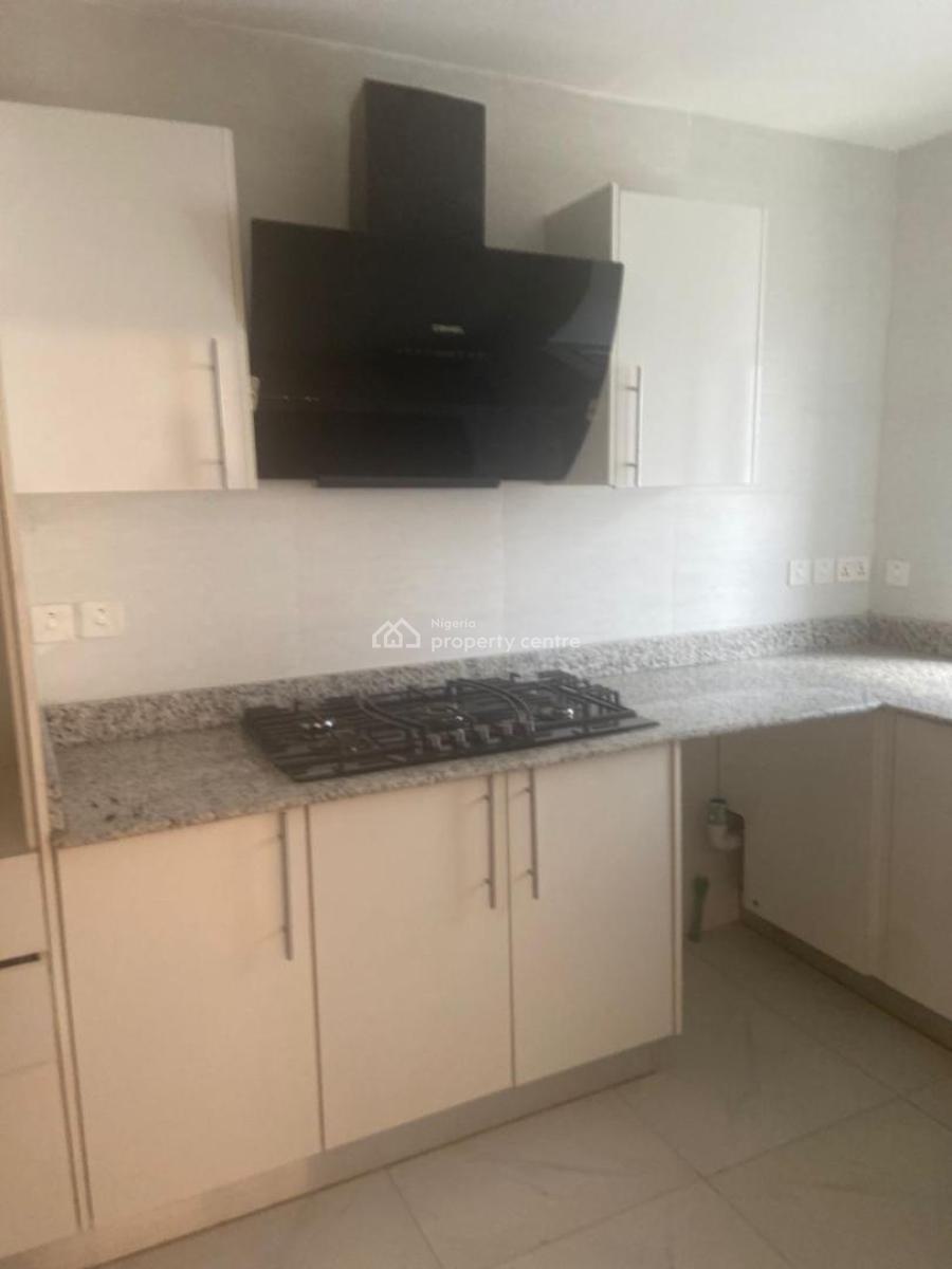 Spacious  2 Bedroom Apartment All Ensuite Upstairs, Alausa, Ikeja, Lagos, Flat / Apartment for Rent