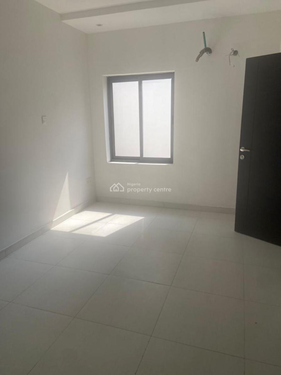 Spacious  2 Bedroom Apartment All Ensuite Upstairs, Alausa, Ikeja, Lagos, Flat / Apartment for Rent