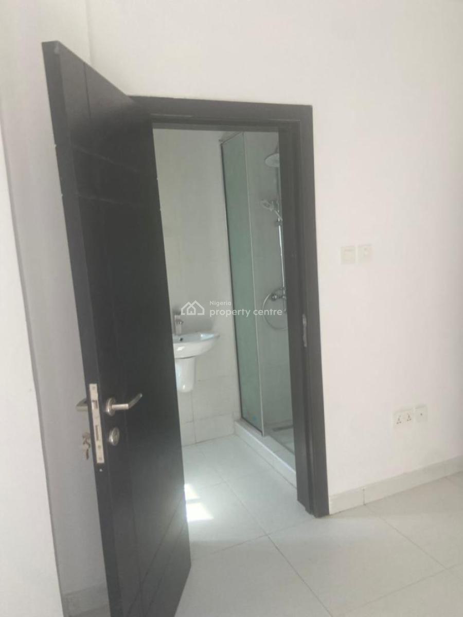 Spacious  2 Bedroom Apartment All Ensuite Upstairs, Alausa, Ikeja, Lagos, Flat / Apartment for Rent