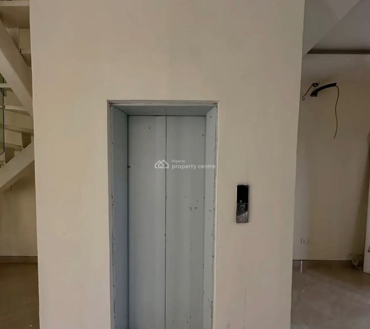 5 Bedroom Fully Detached House with Bq, Banana Island, Ikoyi, Lagos, Detached Duplex for Sale
