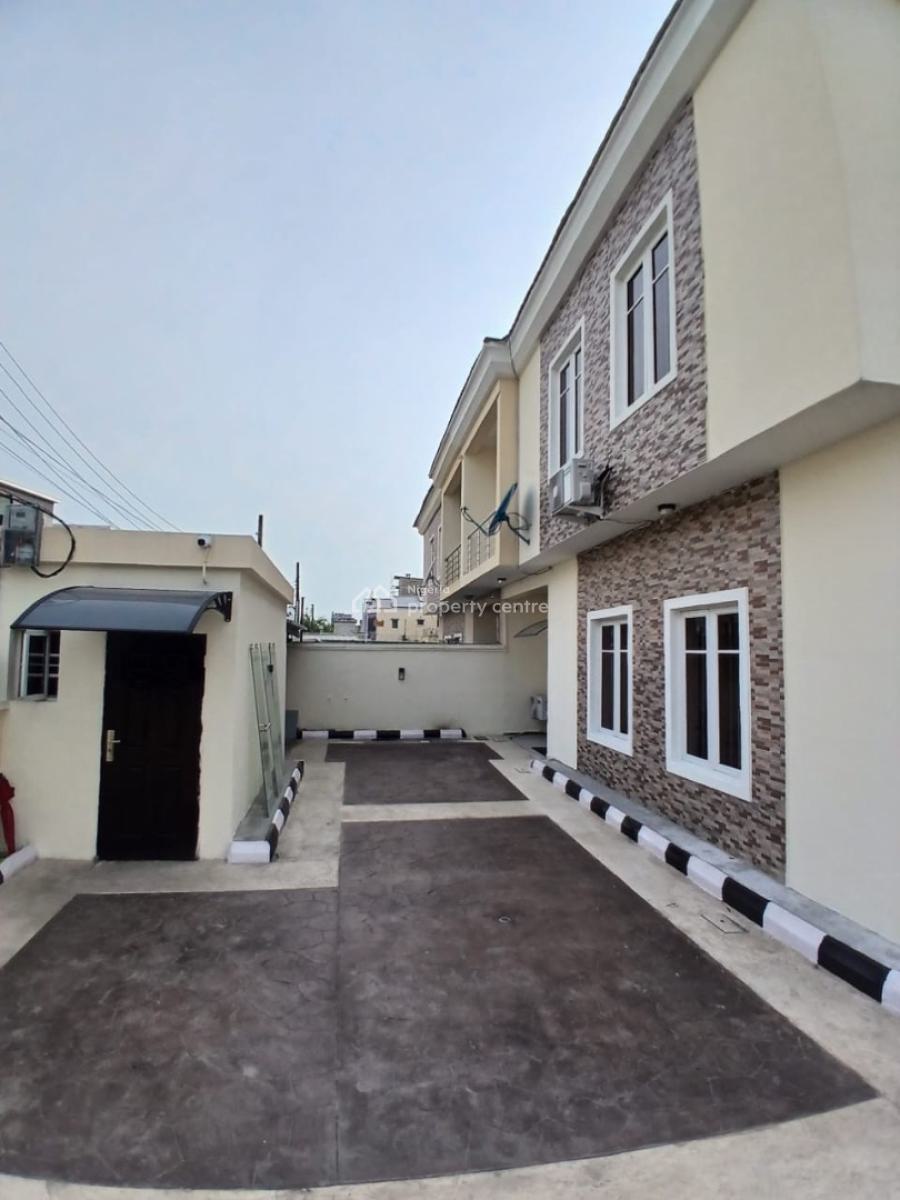 Tastefully Furnished 4-bedroom Semi-detached Duplex in a Large Compoun, Ikate Elegushi, Lekki, Lagos, House for Rent