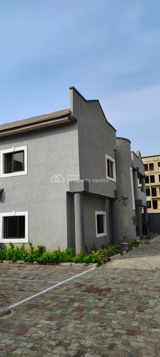 3-bedroom Ground Floor Flat with Separate Bq, Swimming ,fun in Lekki, Lekki Phase1, Lekki, Lagos, House for Rent