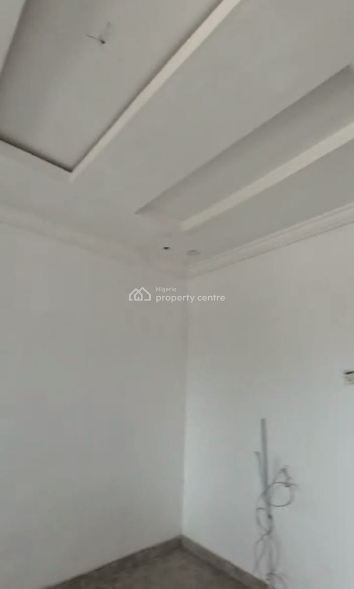 Standard Miniflat in Shomolu, Shomolu, Lagos, Mini Flat (room and Parlour) for Rent