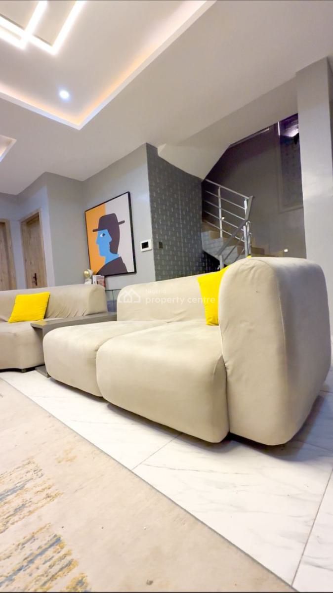 Nicely Furnished 4 Bedroom Apartment, Orchid, Lekki, Lagos, Flat / Apartment Short Let