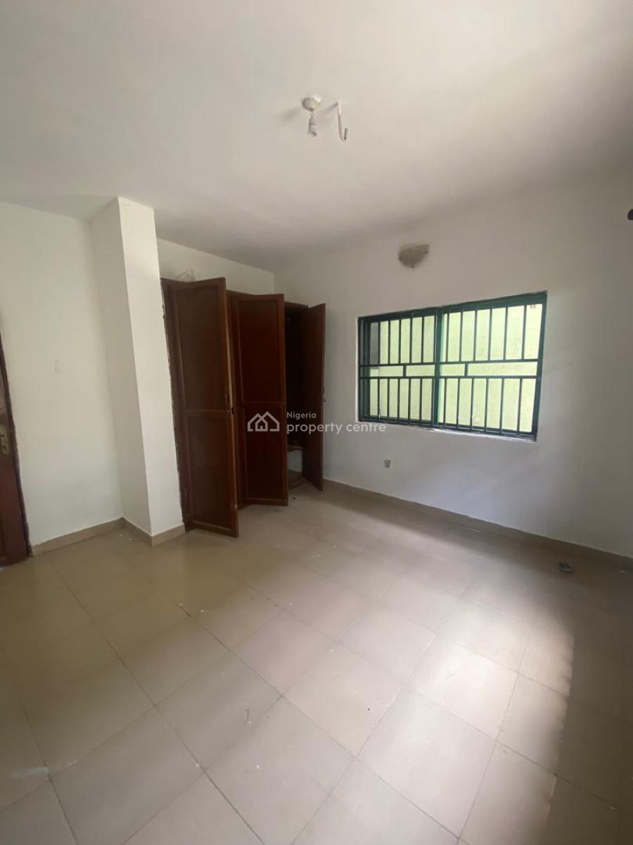 a 2 Bedroom Flat, Gra Phase 1, Magodo, Lagos, Flat / Apartment for Rent