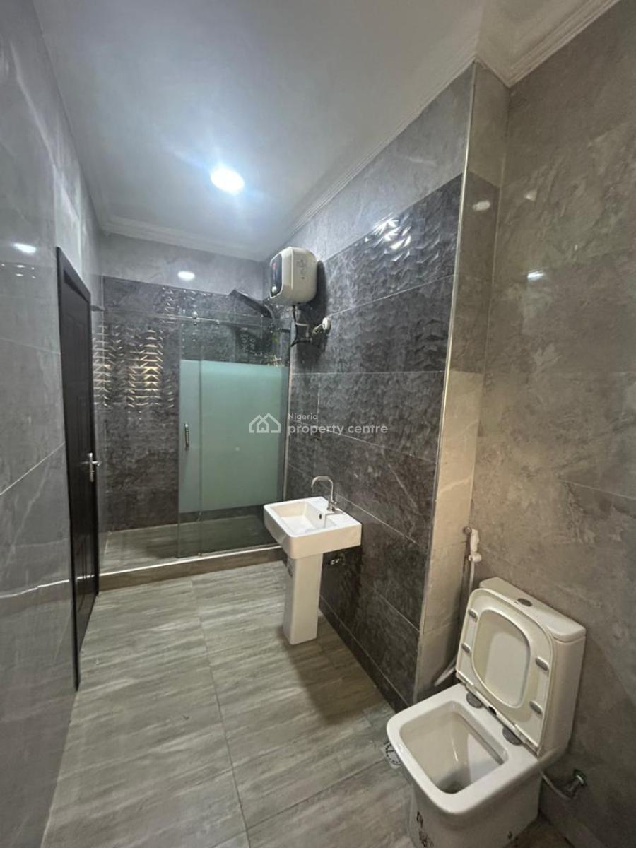 Luxury 3 Bedroom Flat with Bq, Ikeja Gra, Ikeja, Lagos, Flat / Apartment for Rent