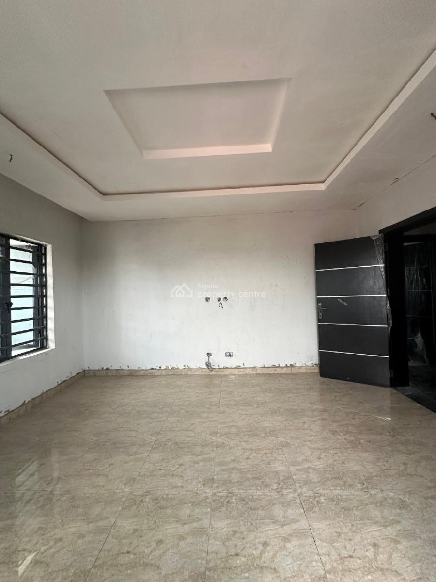 Spaciously Built 3 Bedroom Maisonette with Bq, Lekki, Ajah, Lagos, Flat / Apartment for Sale