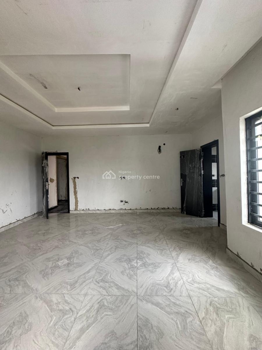 Spaciously Built 3 Bedroom Maisonette with Bq, Lekki, Ajah, Lagos, Flat / Apartment for Sale