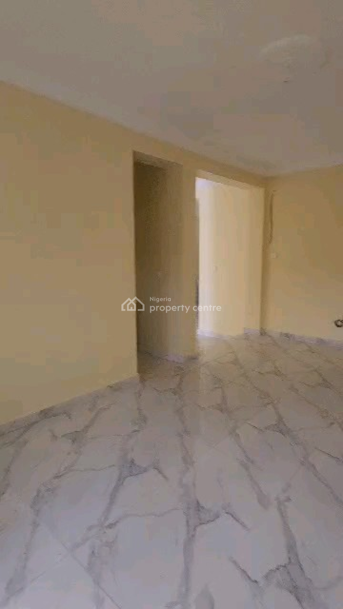Luxurious 3-bedroom Apartment with Bq, Guzape District, Abuja, Flat / Apartment for Rent