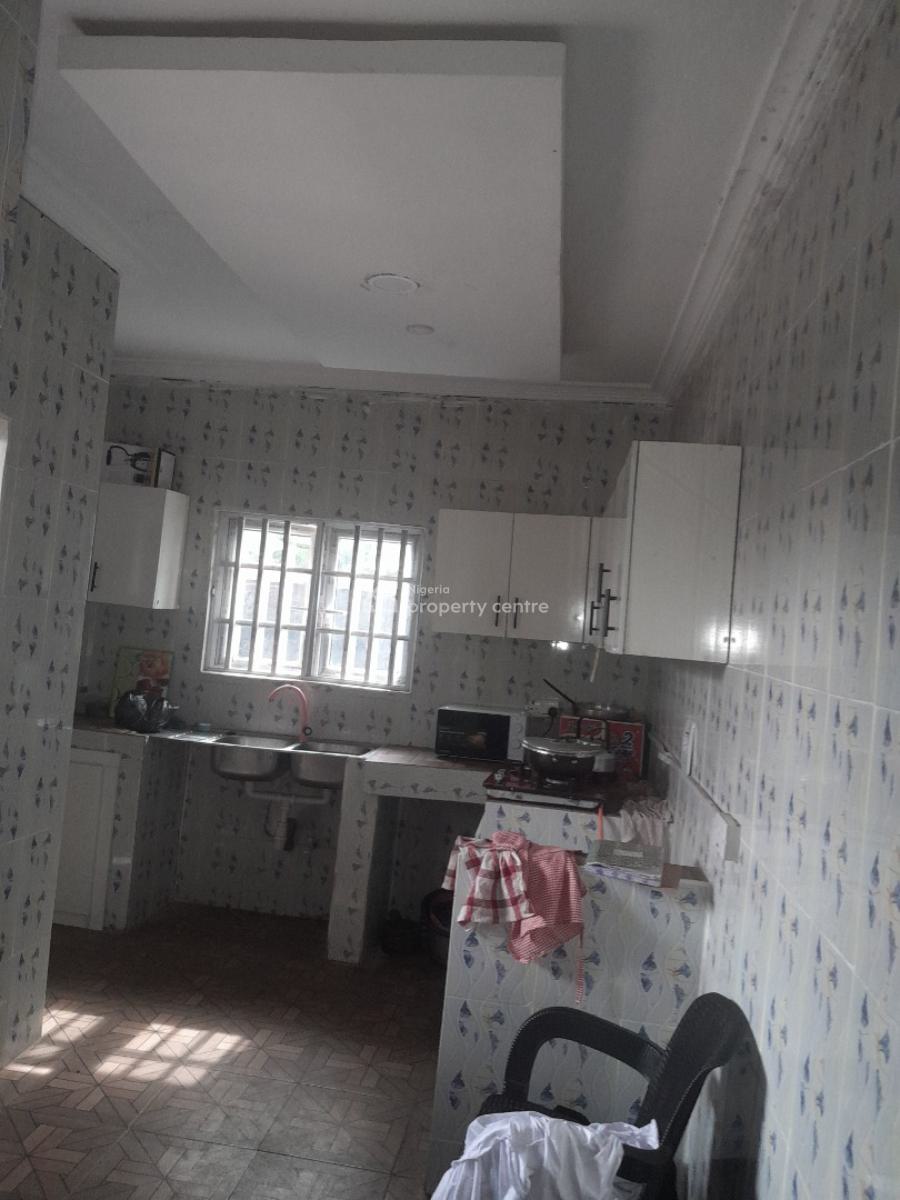 Newly Built Standard Furnished 8 Rooms Hotel, 54 Along Benin Auchi Road, Aduwawa Road, Benin City, Benin, Oredo, Edo, Hotel / Guest House for Rent