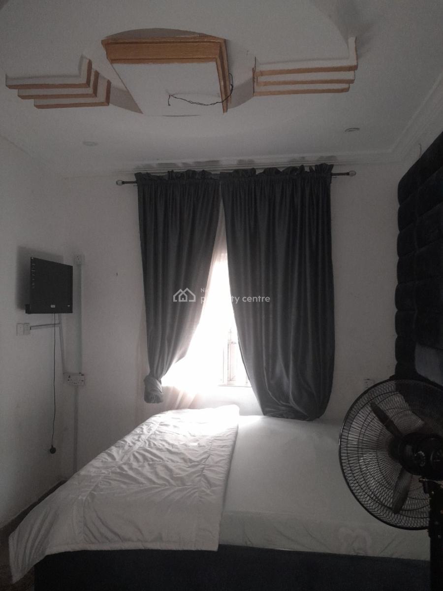 Newly Built Standard Furnished 8 Rooms Hotel, 54 Along Benin Auchi Road, Aduwawa Road, Benin City, Benin, Oredo, Edo, Hotel / Guest House for Rent