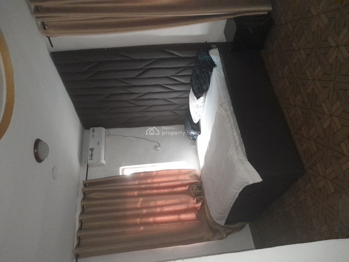 Newly Built Standard Furnished 8 Rooms Hotel, 54 Along Benin Auchi Road, Aduwawa Road, Benin City, Benin, Oredo, Edo, Hotel / Guest House for Rent