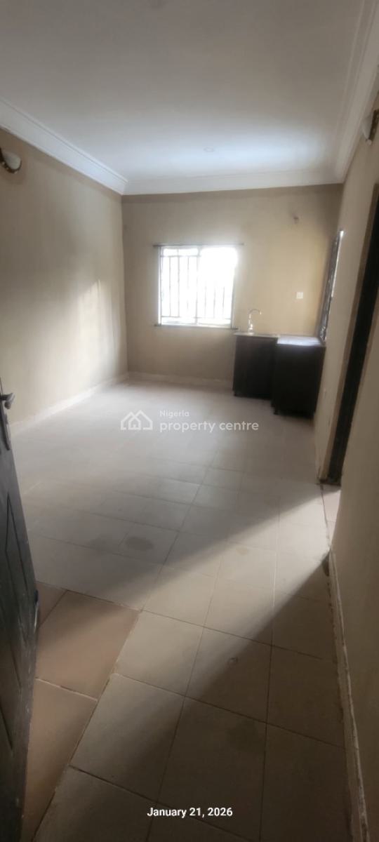 Executive 1bedroom Apartment with Fitted Kitchen Cabinets and Wardrobe, Millenium Estate Off Admiralty Way, Lekki Phase 1, Lekki, Lagos, Flat / Apartment for Rent