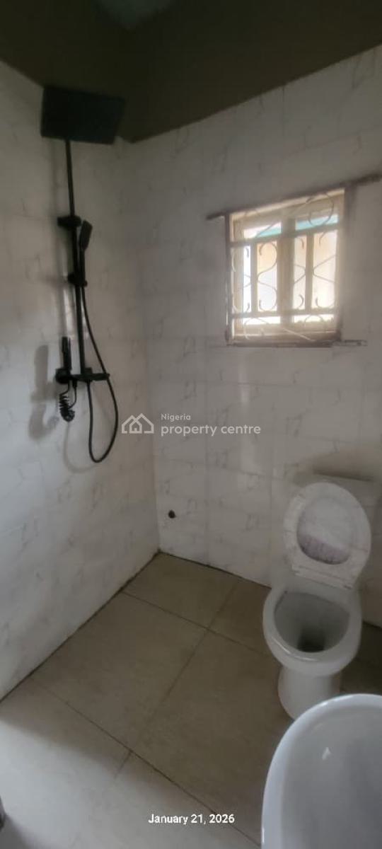 Executive 1bedroom Apartment with Fitted Kitchen Cabinets and Wardrobe, Millenium Estate Off Admiralty Way, Lekki Phase 1, Lekki, Lagos, Flat / Apartment for Rent