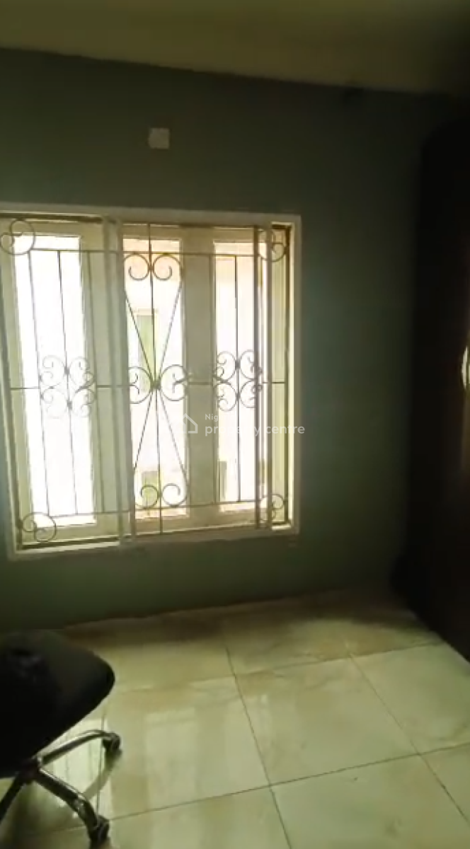 Spacious Shared Apartment, Lekki Scheme 2, Lekki Phase 2, Lekki, Lagos, Flat / Apartment for Rent