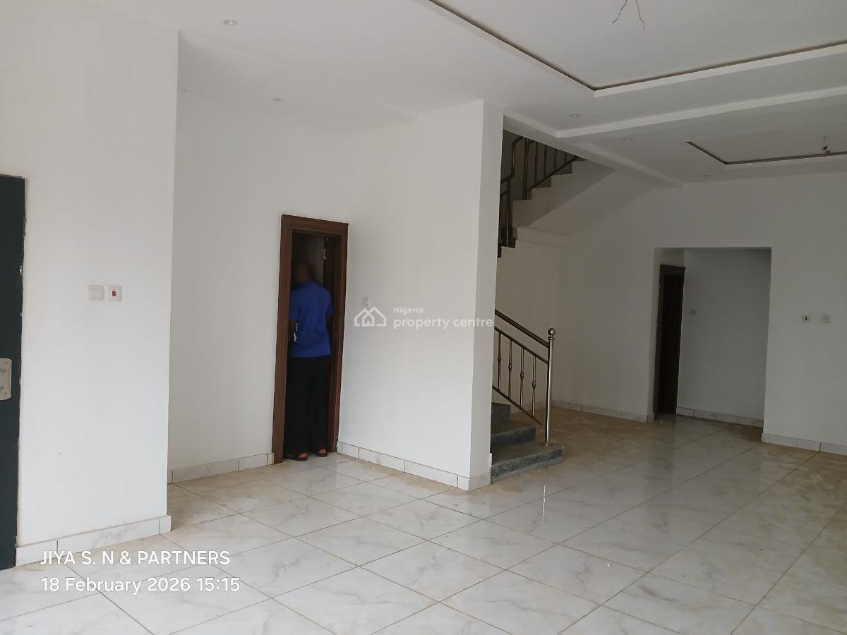 Newly Built and Specious 4bedroom Terrace Duplex with Bq and a Study R, By American International School, Durumi, Abuja, Terraced Duplex for Rent