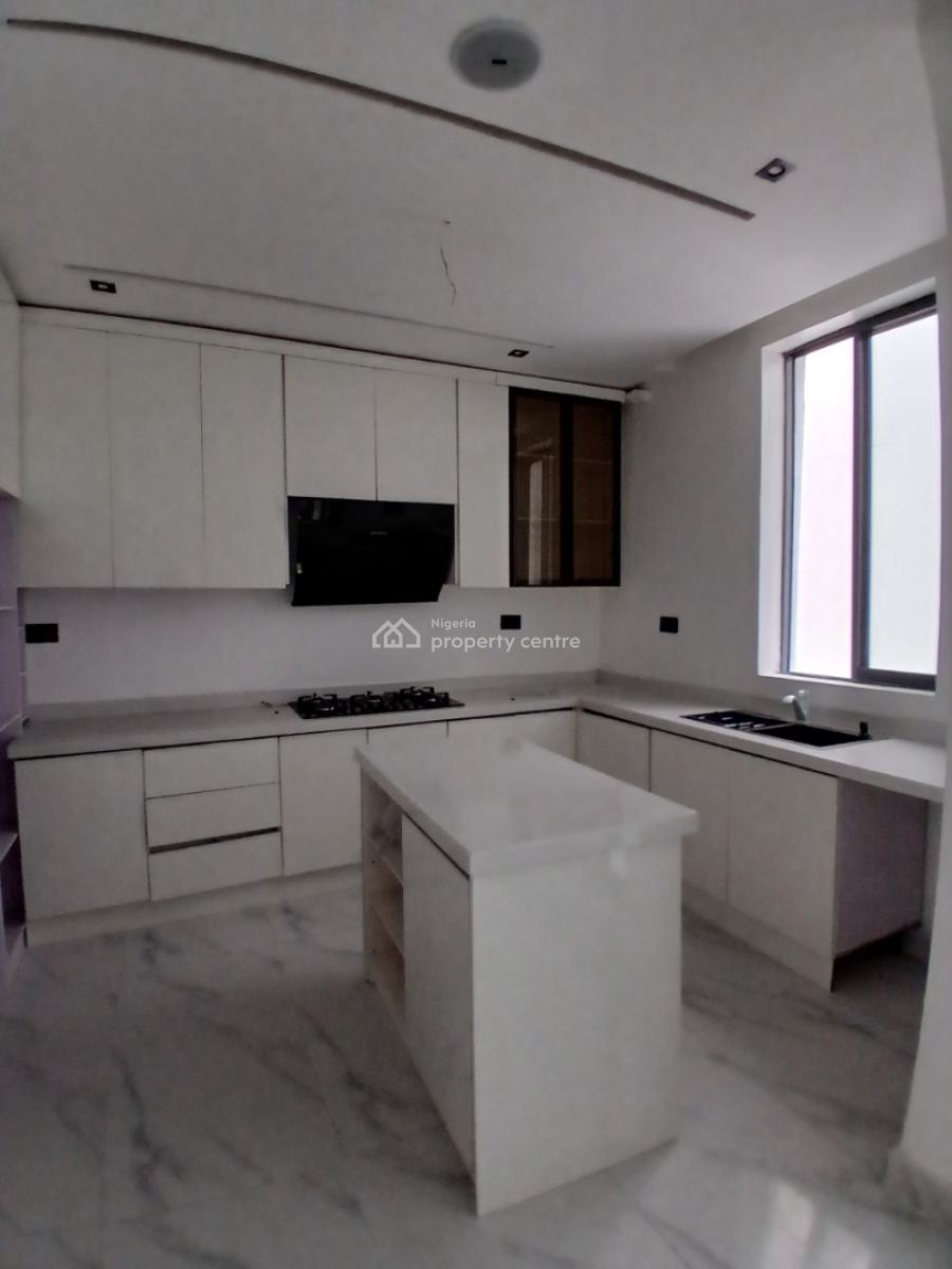 2, Lekki Phase 1, Lekki, Lagos, Flat / Apartment for Rent