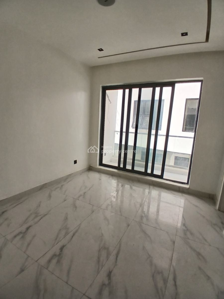 2, Lekki Phase 1, Lekki, Lagos, Flat / Apartment for Rent
