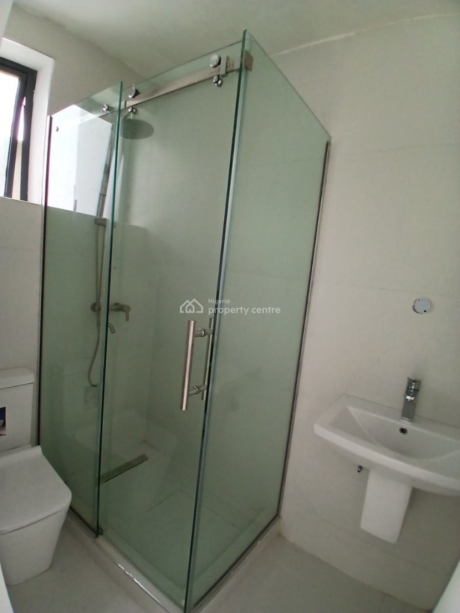 2, Lekki Phase 1, Lekki, Lagos, Flat / Apartment for Rent