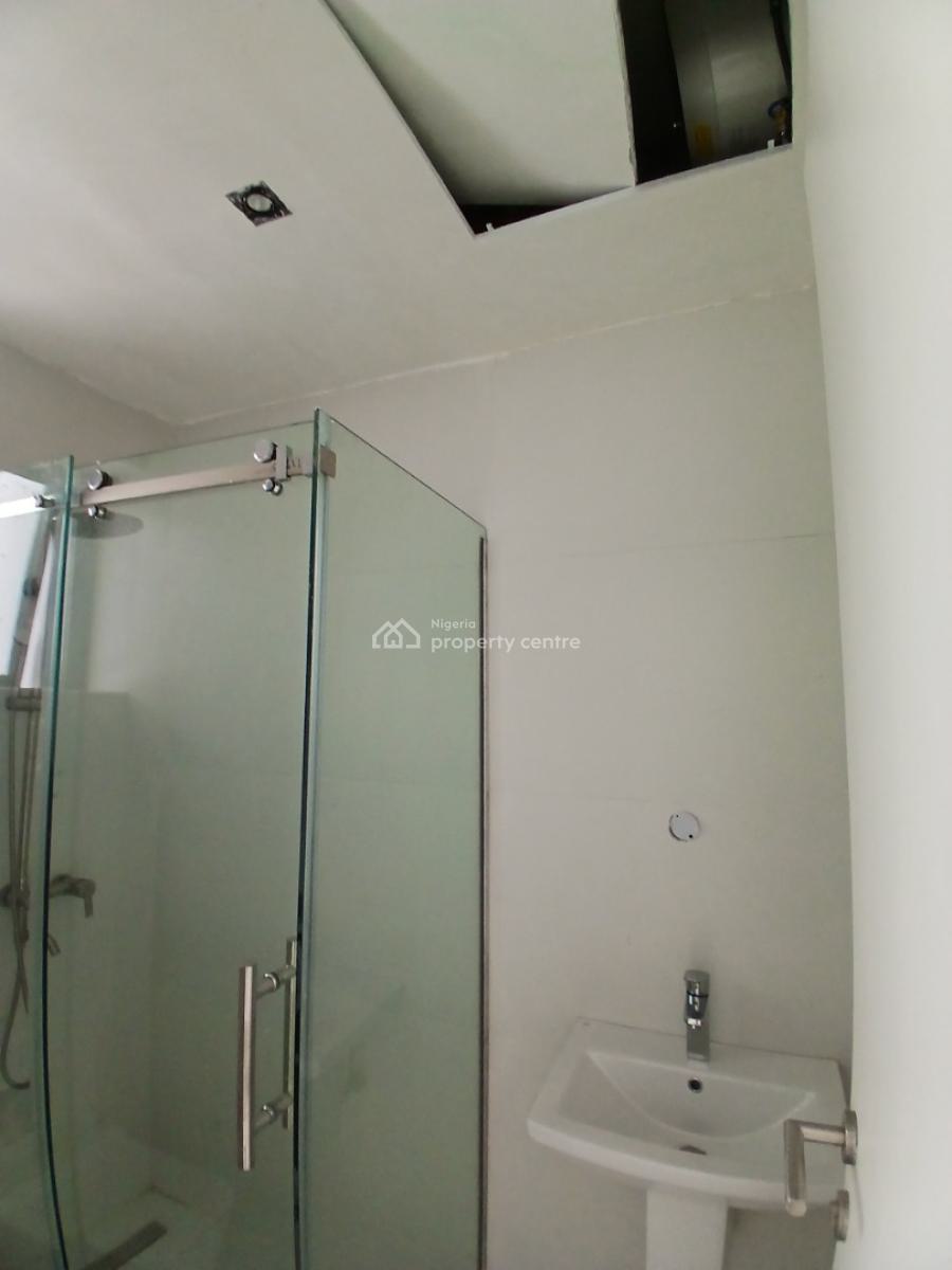 2, Lekki Phase 1, Lekki, Lagos, Flat / Apartment for Rent